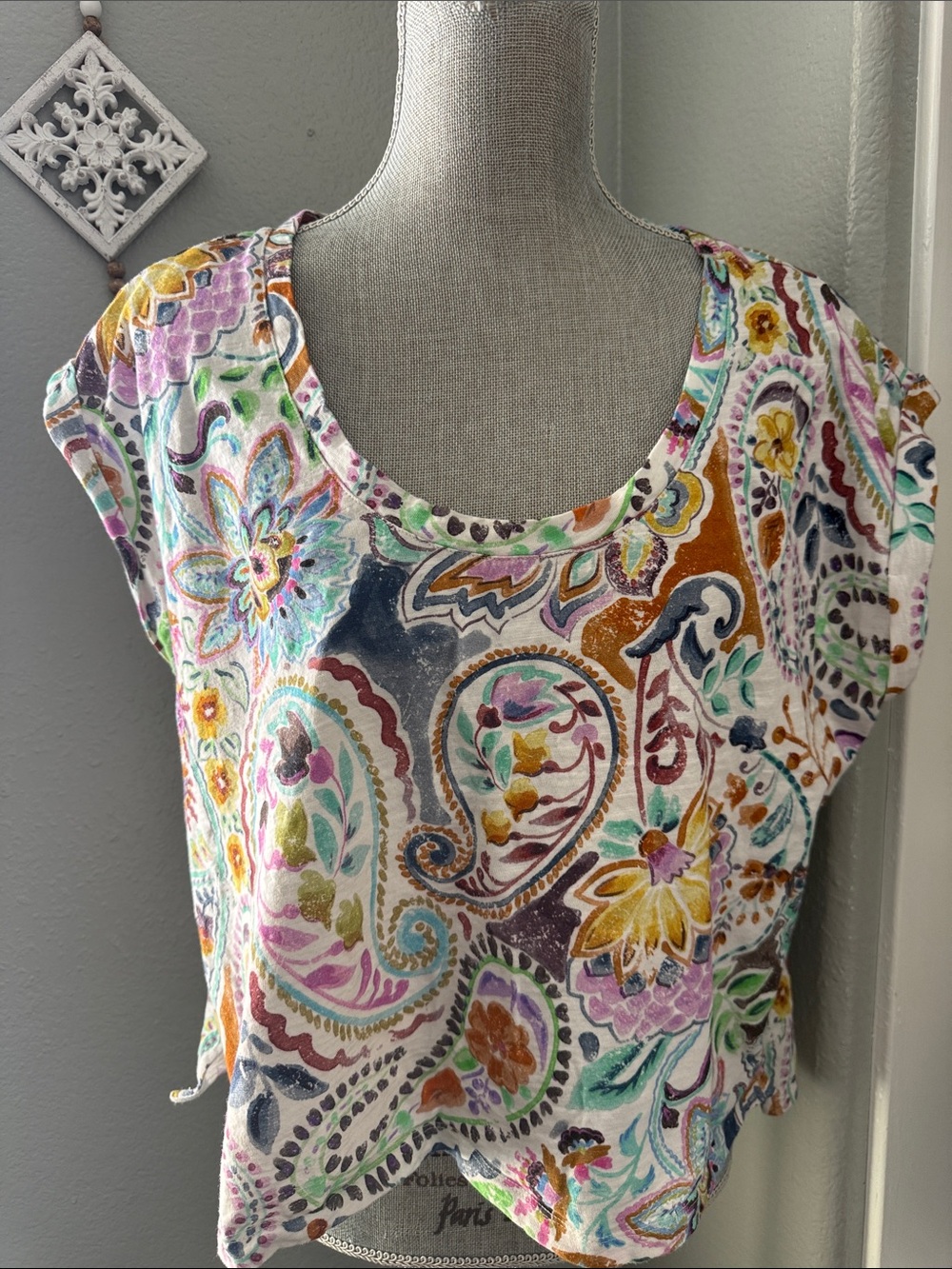 VENUS Multicolor Paisley Print Crop Top